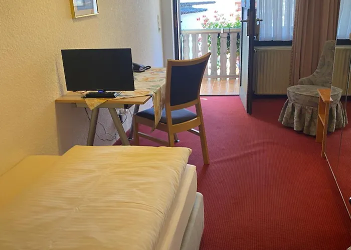 Vendégház Gaestehaus Vis-a-vis